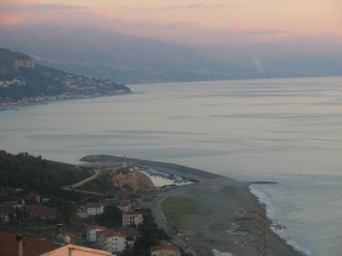 Azienda Agrituristica Le Terre Di San Leonardo Cetraro Exteriér fotografie