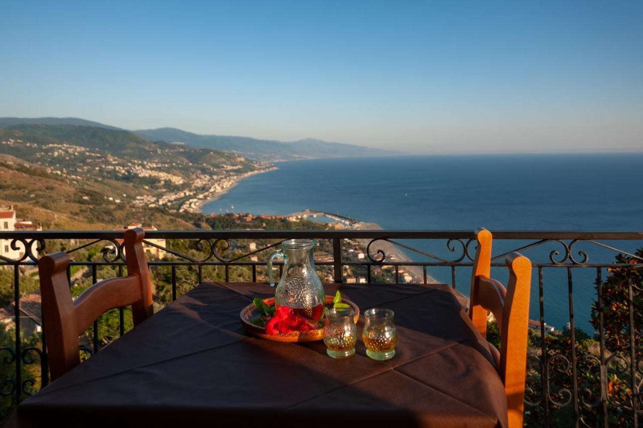 Azienda Agrituristica Le Terre Di San Leonardo Cetraro Exteriér fotografie